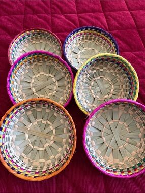 6 MEXICANA Handwoven Round Baskets - Natural, Pink, Yellow, Orange, Purple